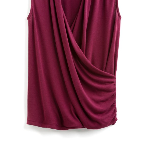 NWT Burgundy Marron Sweater Wrap Top Sleeveless - Picture 2 of 2